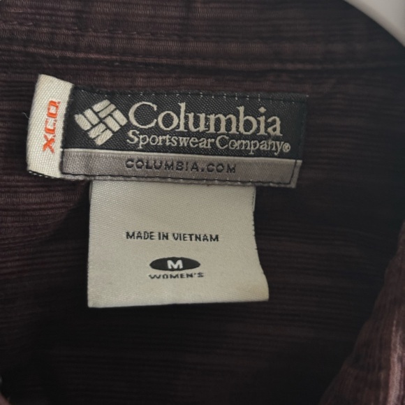 Columbia Women's Dark Brown Button-Down Shirt - Picture 4 of 5